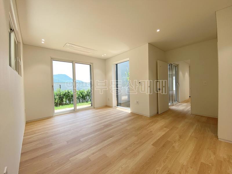 양평군 옥천면 용천리 신축 전세(3.5)&월세(1억 150)_9