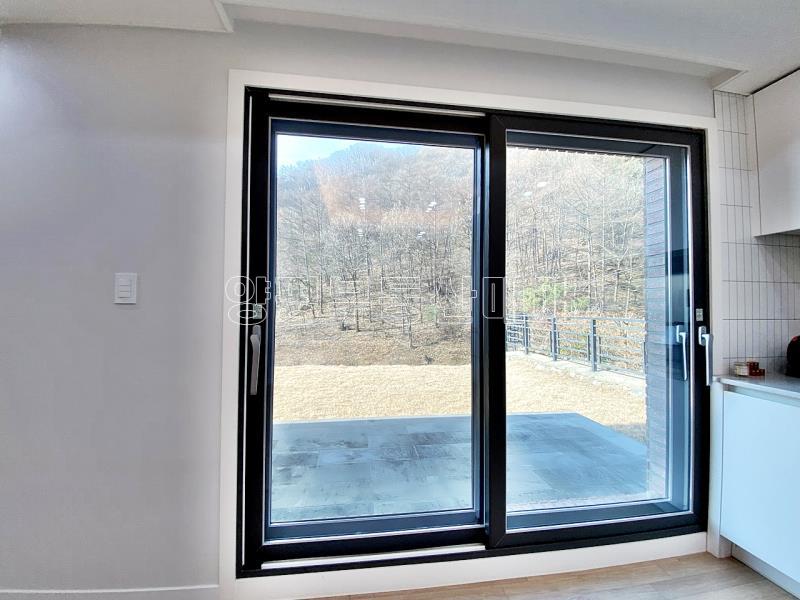 양평군 양서면 증동리 계곡과 숲세권이 어우러진 자연환경의 집_15