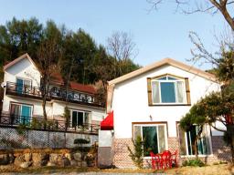 양평군 옥천면 신복리 남향으로 전망좋은펜션_썸네일_1