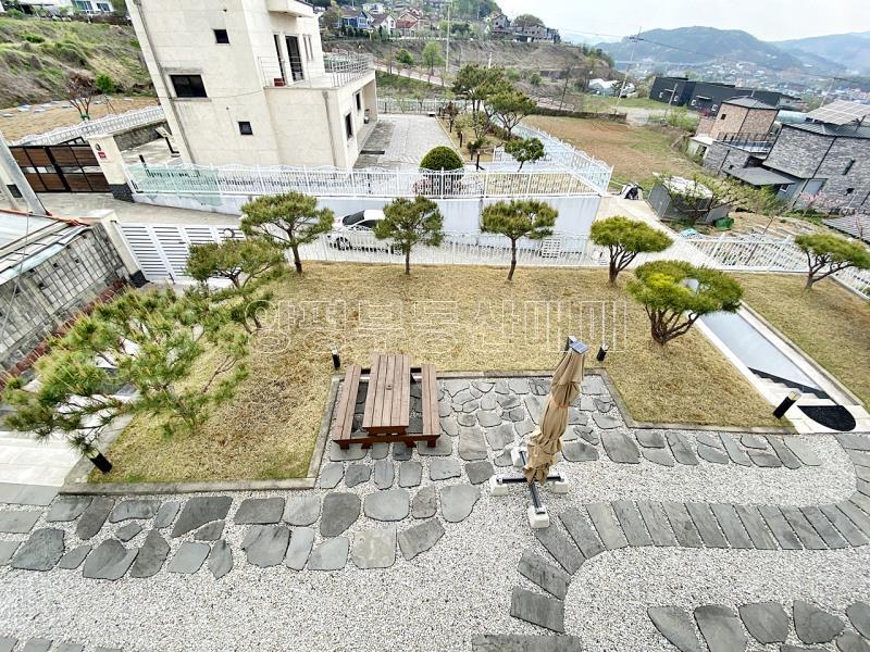 양평군 옥천면 옥천리 일조권과 탁트인조망과 수영장등 럭셔리 주택_1