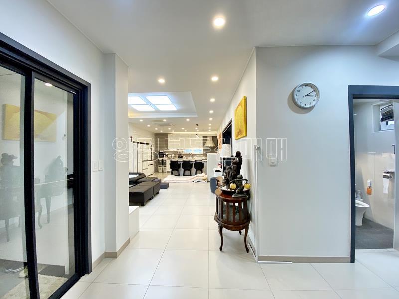 양평군 옥천면 옥천리 일조권과 탁트인조망과 수영장등 럭셔리 주택_4