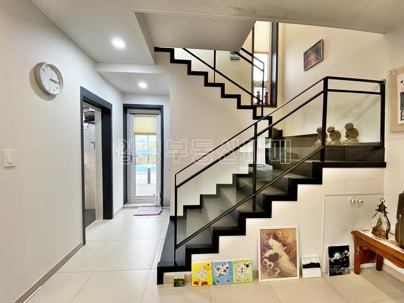 양평군 옥천면 옥천리 일조권과 탁트인조망과 수영장등 럭셔리 주택_13