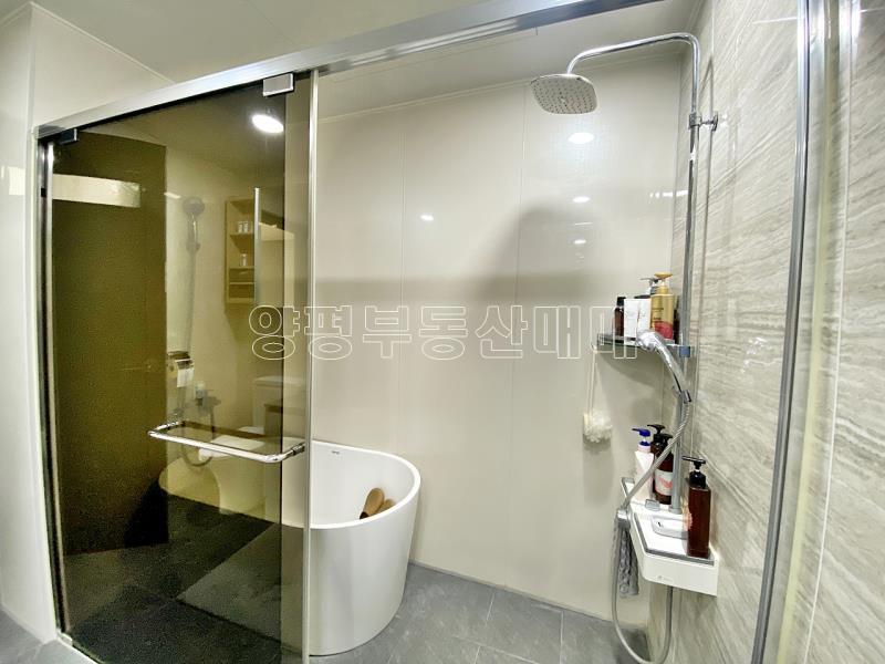 양평군 옥천면 옥천리 일조권과 탁트인조망과 수영장등 럭셔리 주택_21