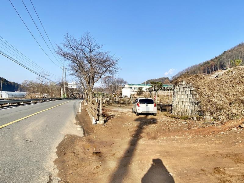 양평군 양서면 부용리 접근성 좋은 넓은토지 작은관리사 있음_3