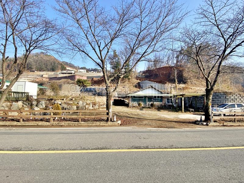 양평군 양서면 부용리 접근성 좋은 넓은토지 작은관리사 있음_18